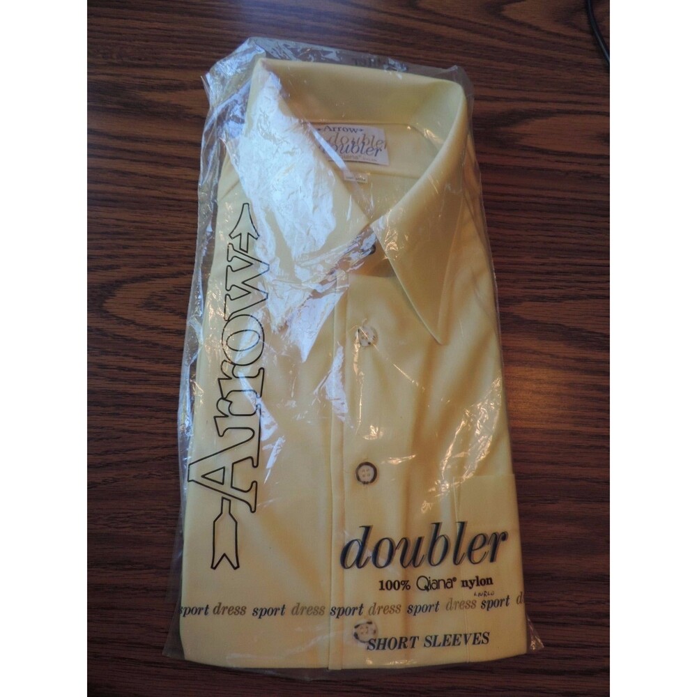 ARROW BUTTON DRESS SHIRT VINTAGE 60 s / 70 s YELLOW SHORT SLEEVE Size 16 NOS
